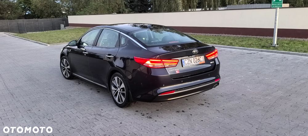 Kia Optima 1.7 CRDI XL DCT - 4