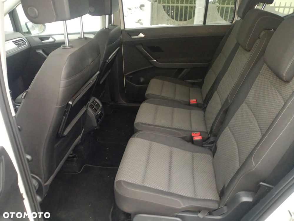 Volkswagen Touran 1.4 TSI (BlueMotion Technology) Highline - 12