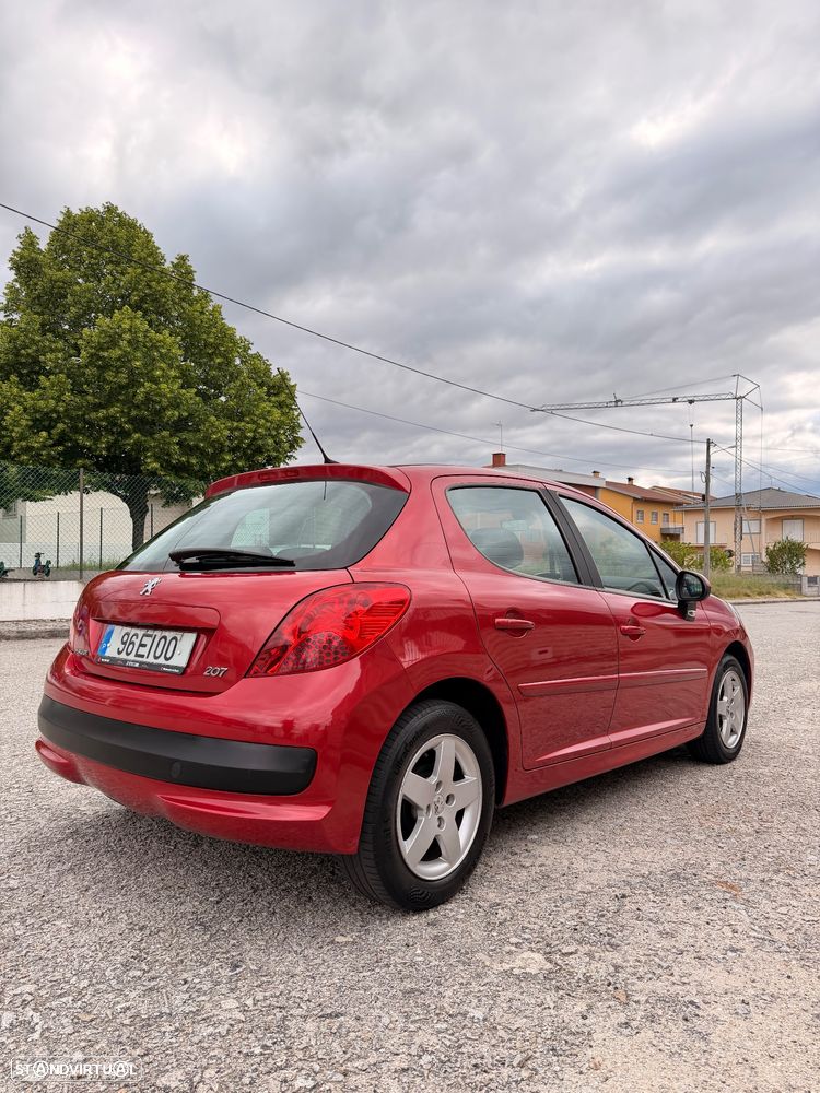 Peugeot 207 1.4 HDi Urban - 2