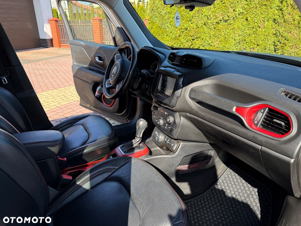 Jeep Renegade 1.3 GSE T4 Turbo Limited 4x4 S&S - 28