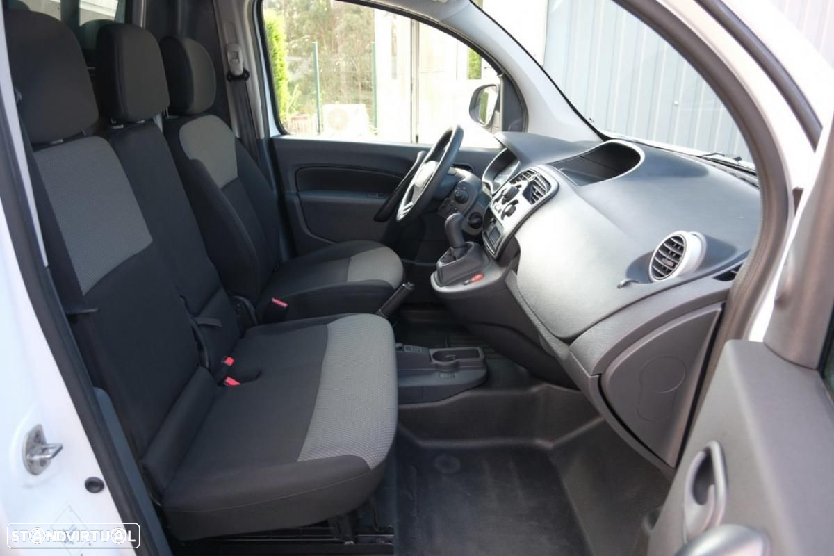 Renault Kangoo 1.5 dCi Busines 3 Lugares - 19