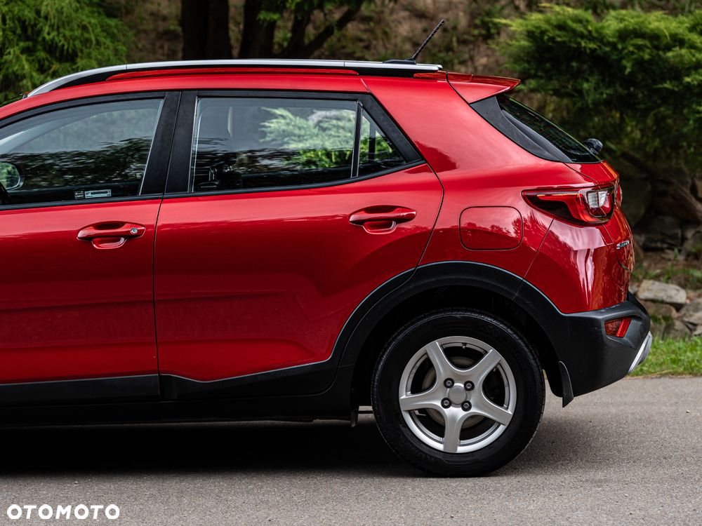 Kia Stonic 1.4 L - 8