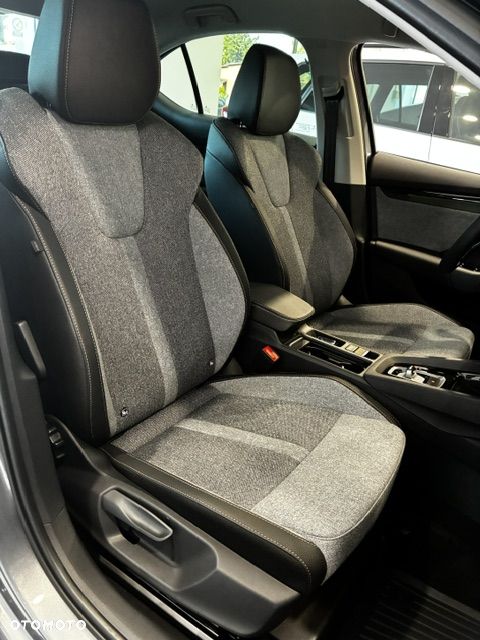 Skoda Octavia 1.5 TSI mHEV Edition 130 Selection DSG - 14