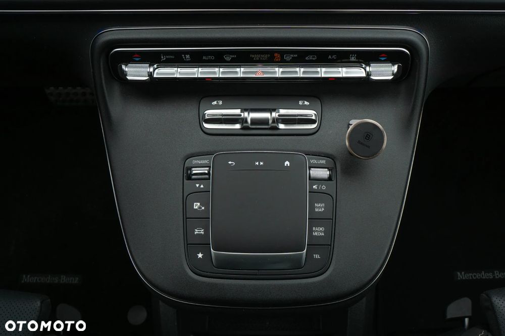 Mercedes-Benz EQV 300 90kWh - 24