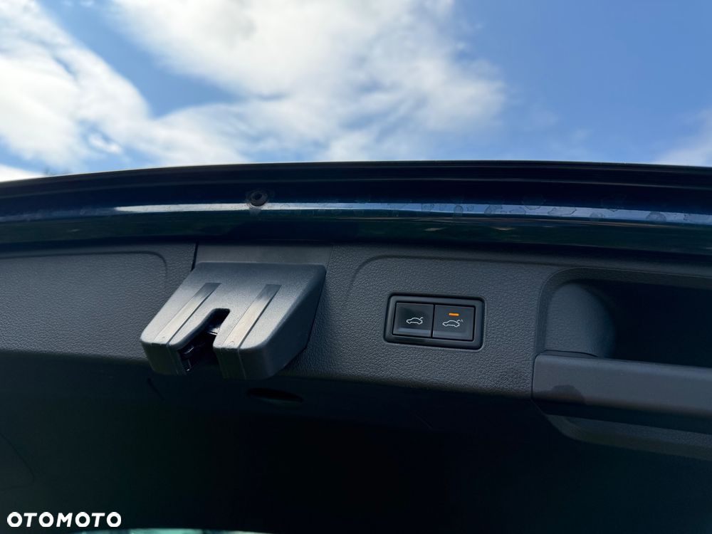 Volkswagen Passat 2.0 TDI EVO Business DSG - 35