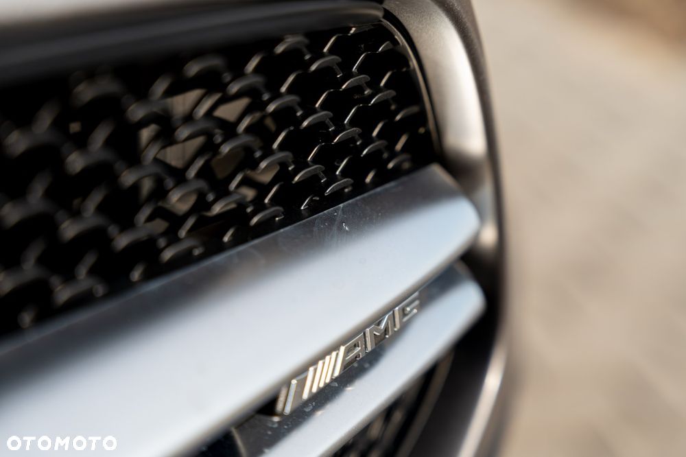 Mercedes-Benz CLA AMG 35 4-Matic 7G-DCT - 17