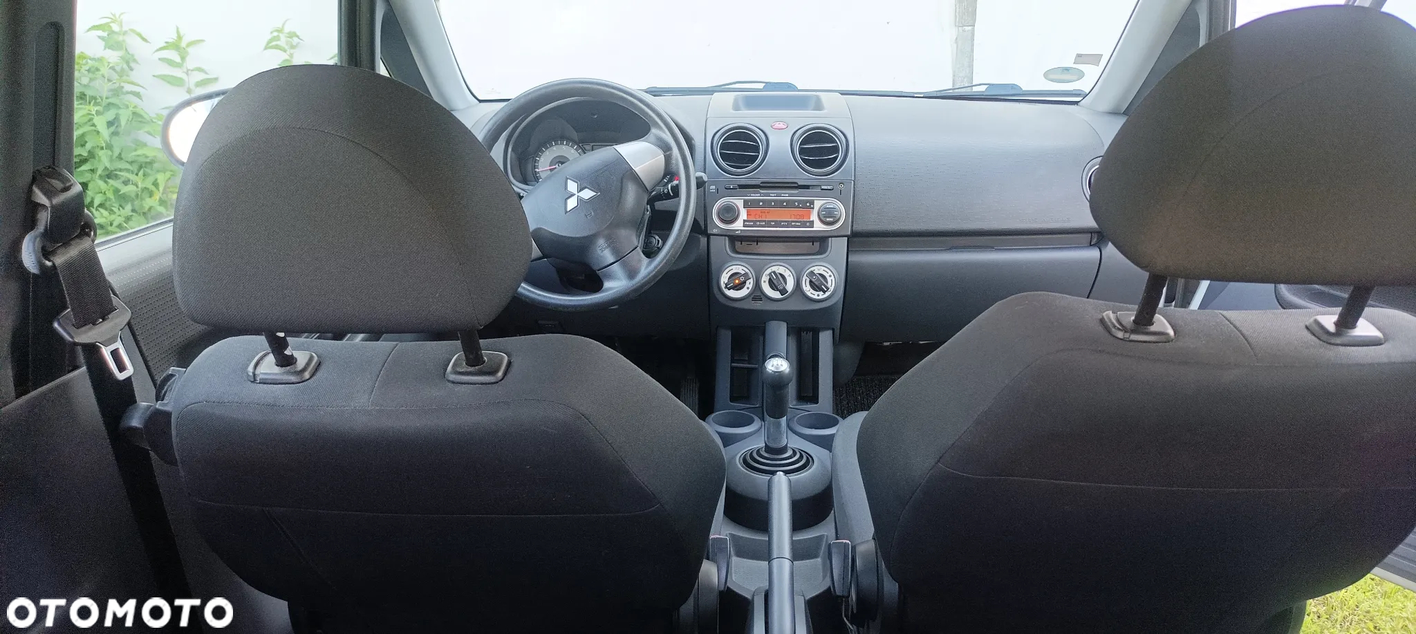 Mitsubishi Colt 1.1 - 7
