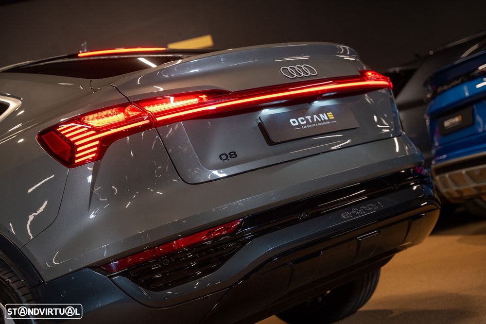 Audi Q8 e-Tron Sportback 55 quattro S line - 8