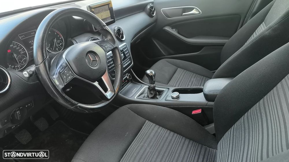 Mercedes-Benz A 180 CDI BlueEFFICIENCY - 3