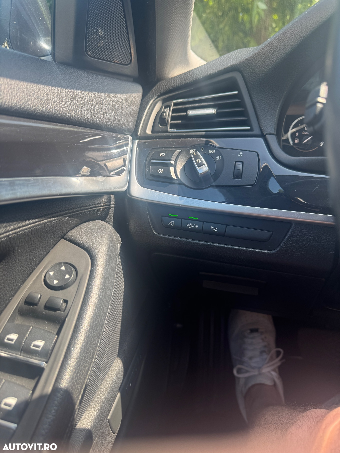 BMW Seria 5 530d xDrive - 12