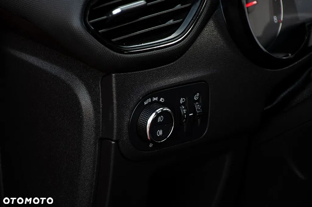 Opel Crossland X - 35