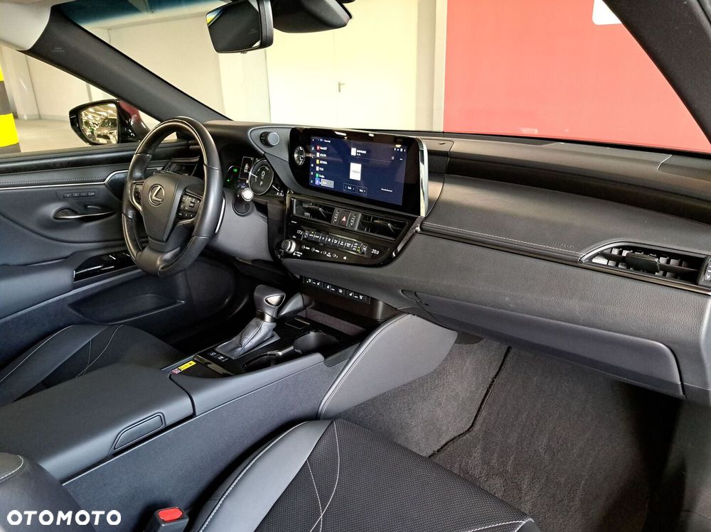 Lexus ES 300h Prestige - 19
