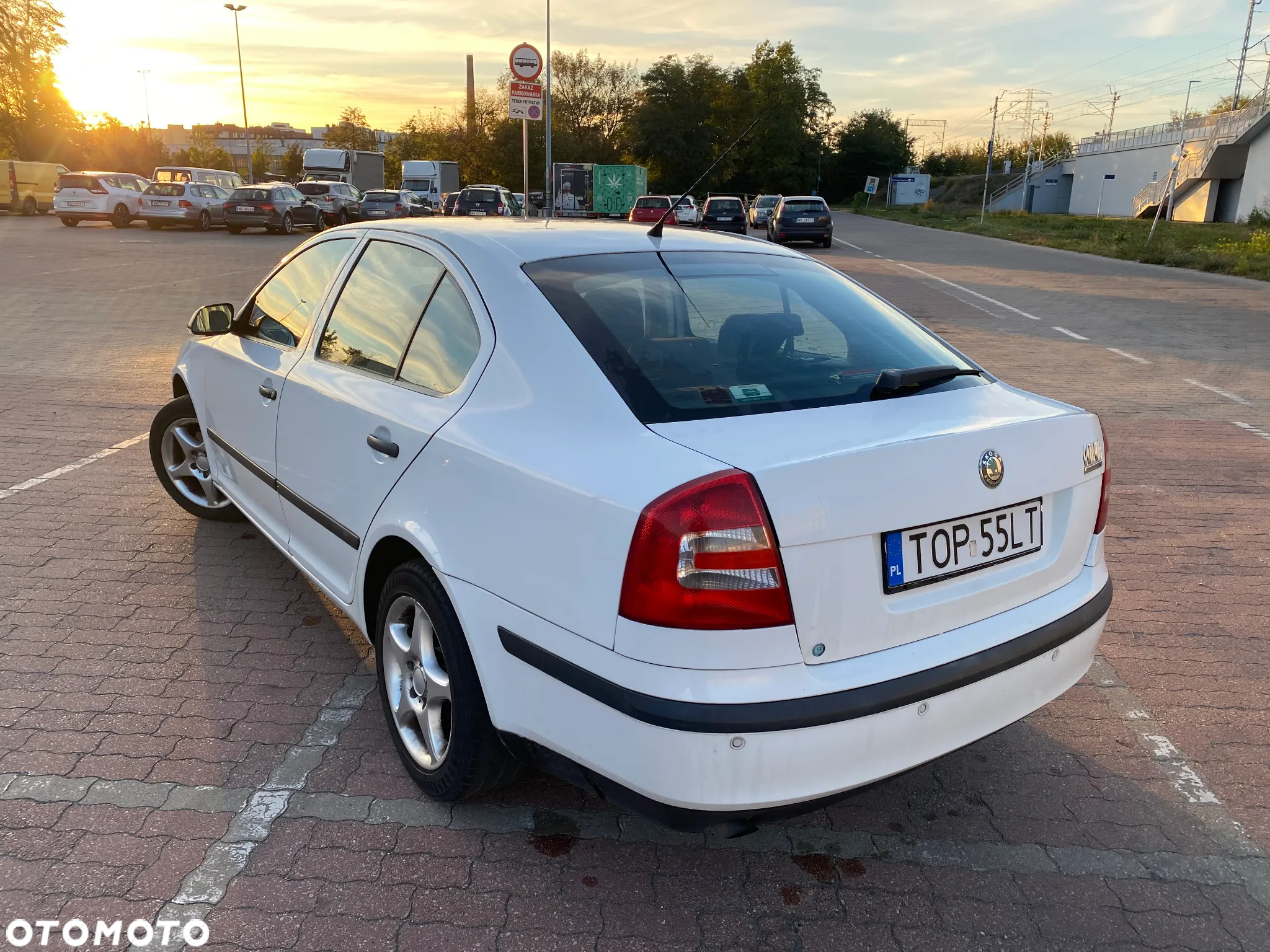 Skoda Octavia 1.6 FSI Classic - 4