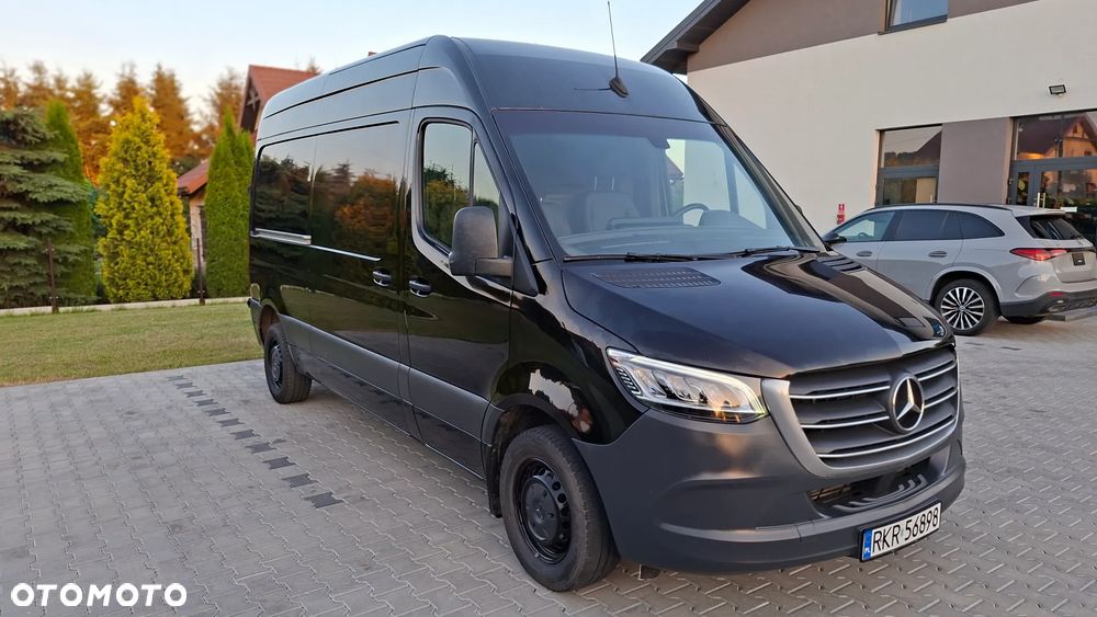 Mercedes-Benz Sprinter - 4