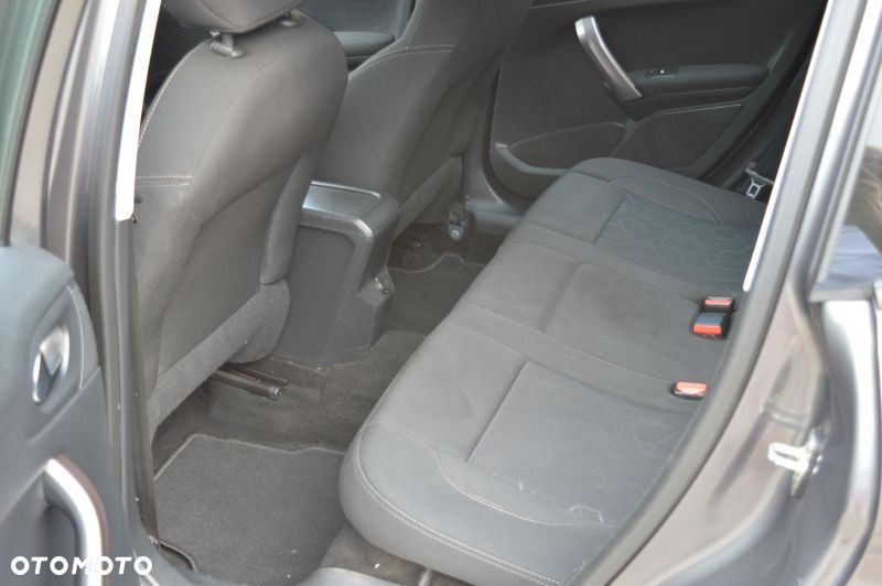 Peugeot 2008 - 17
