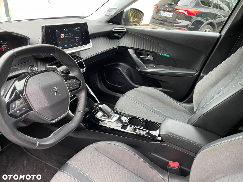 Peugeot 2008 1.5 BlueHDi Allure Pack S&S EAT8 - 6