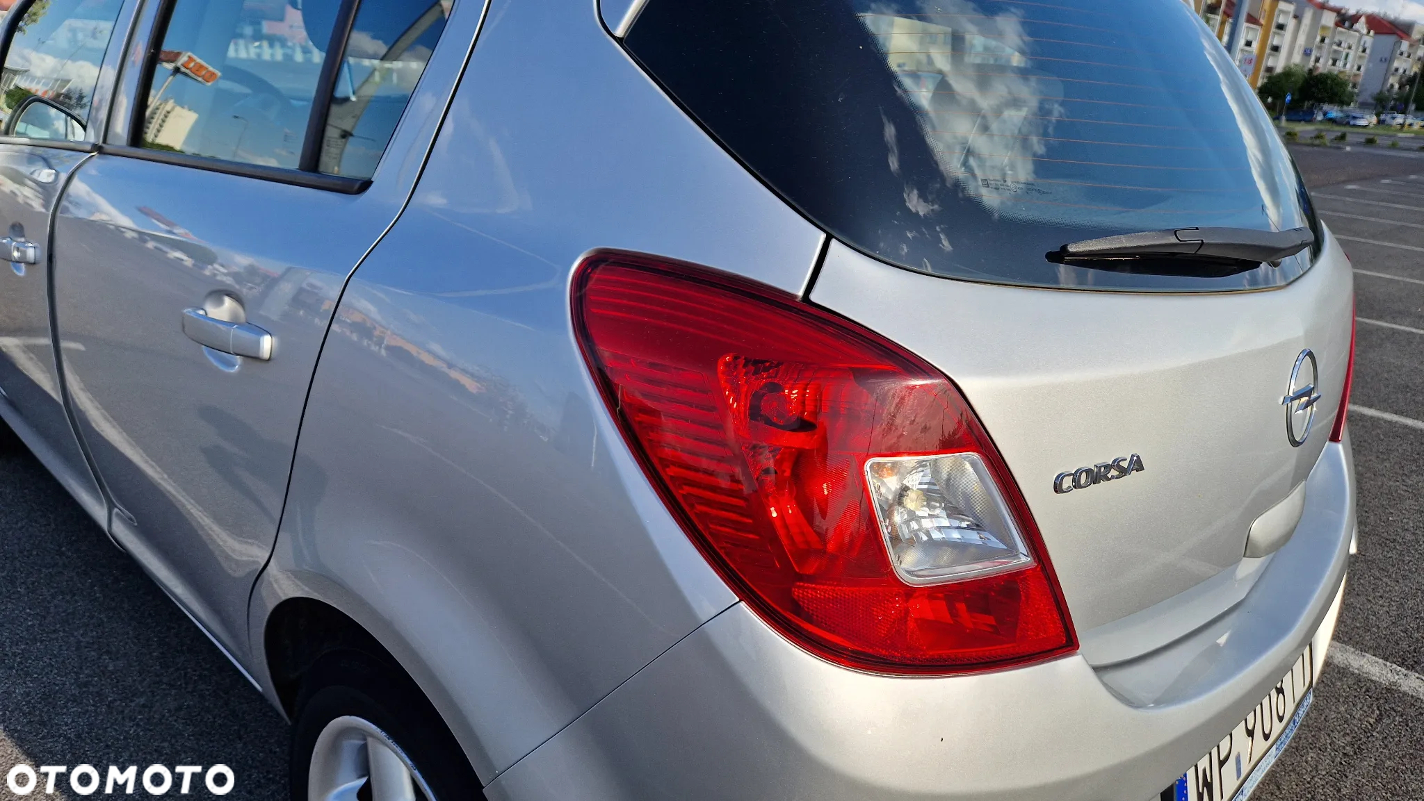 Opel Corsa 1.2 16V Cosmo - 7