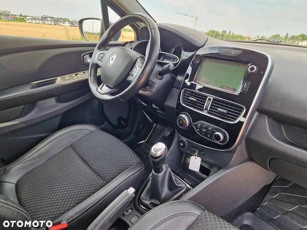 Renault Clio - 15