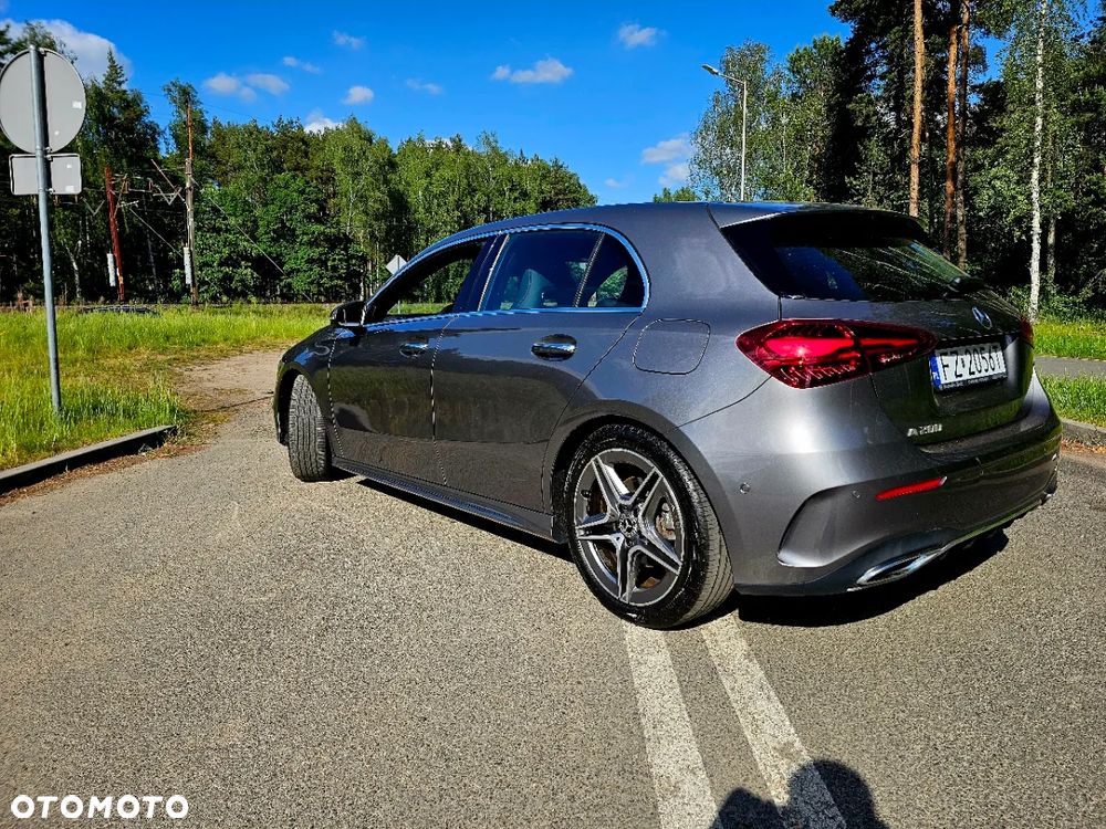 Mercedes-Benz Klasa A 200 AMG Line 7G-DCT - 8