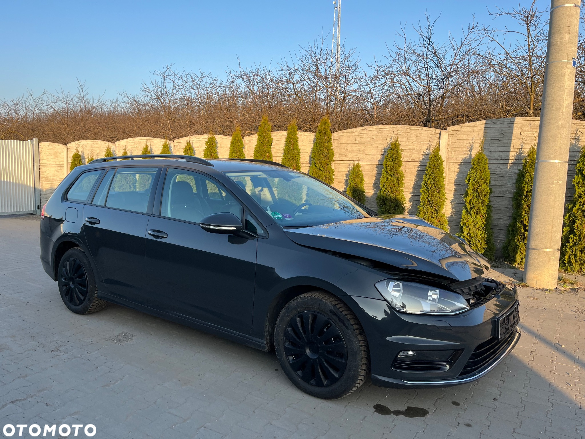 Volkswagen Golf Variant 2.0 TDI (BlueMotion Technology) Comfortline - 3