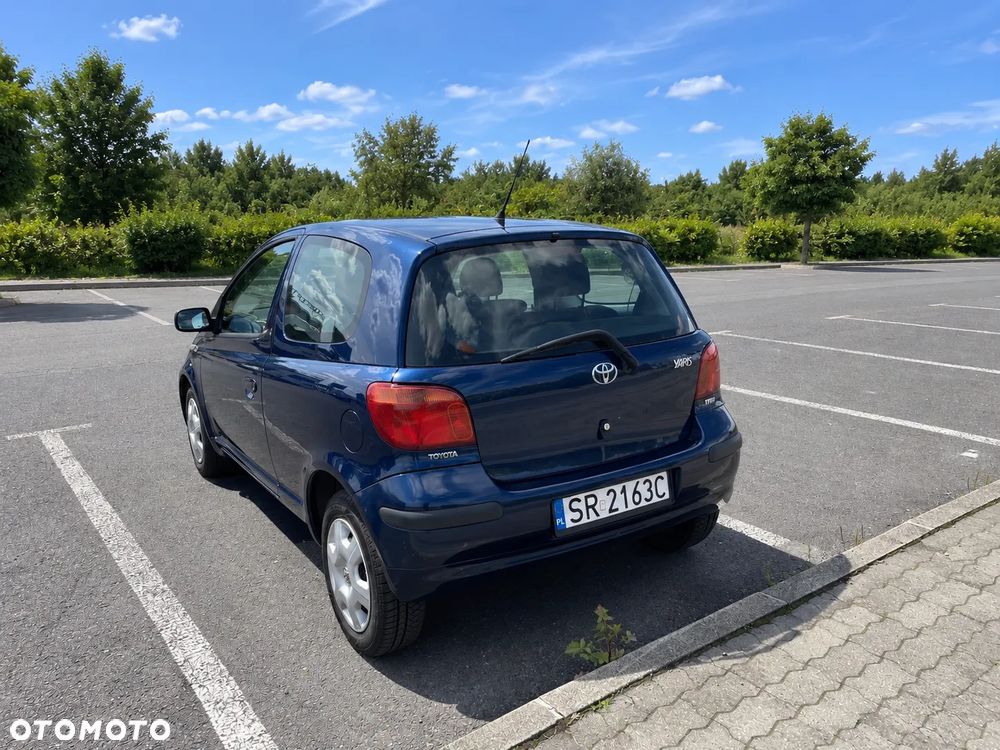 Toyota Yaris 1.0 Terra - 3