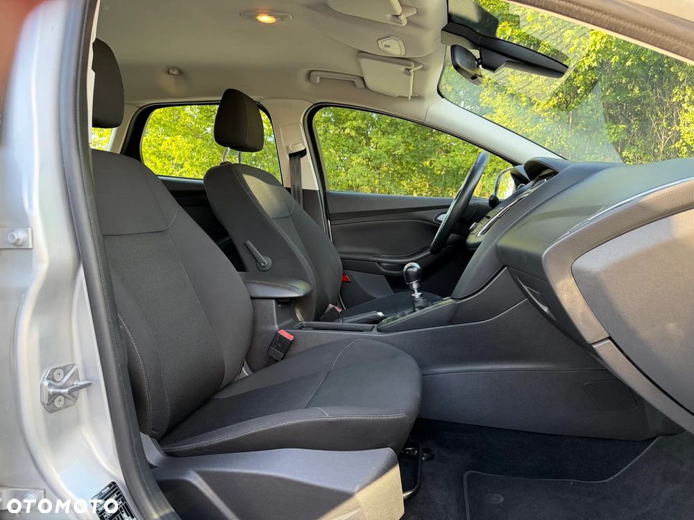 Ford Focus 1.5 TDCi Trend Sport - 11