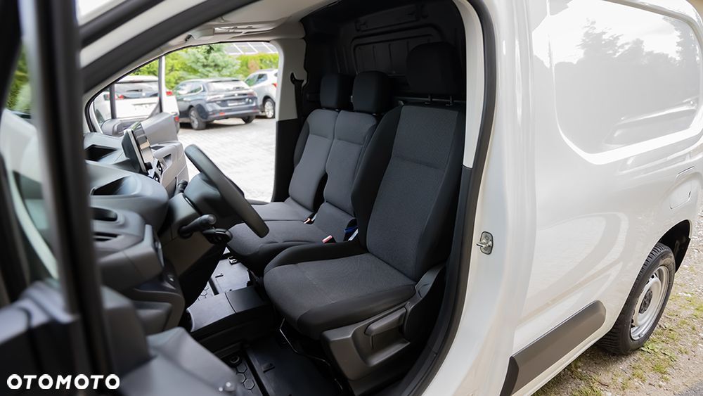 Peugeot PARTNER - 26