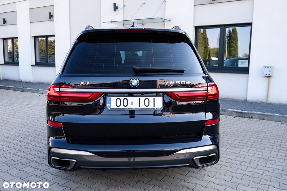 BMW X7 M50d sport - 11
