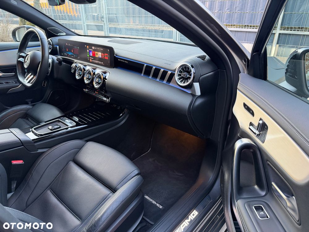 Mercedes-Benz Klasa A 35 AMG 4-Matic 8G-DCT - 11