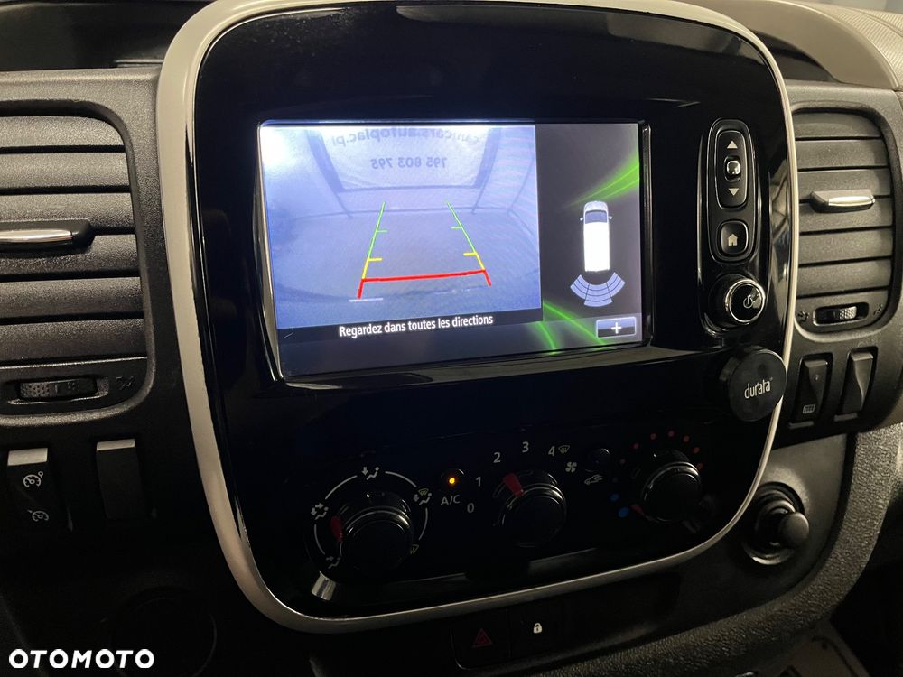 Renault Trafic - 12