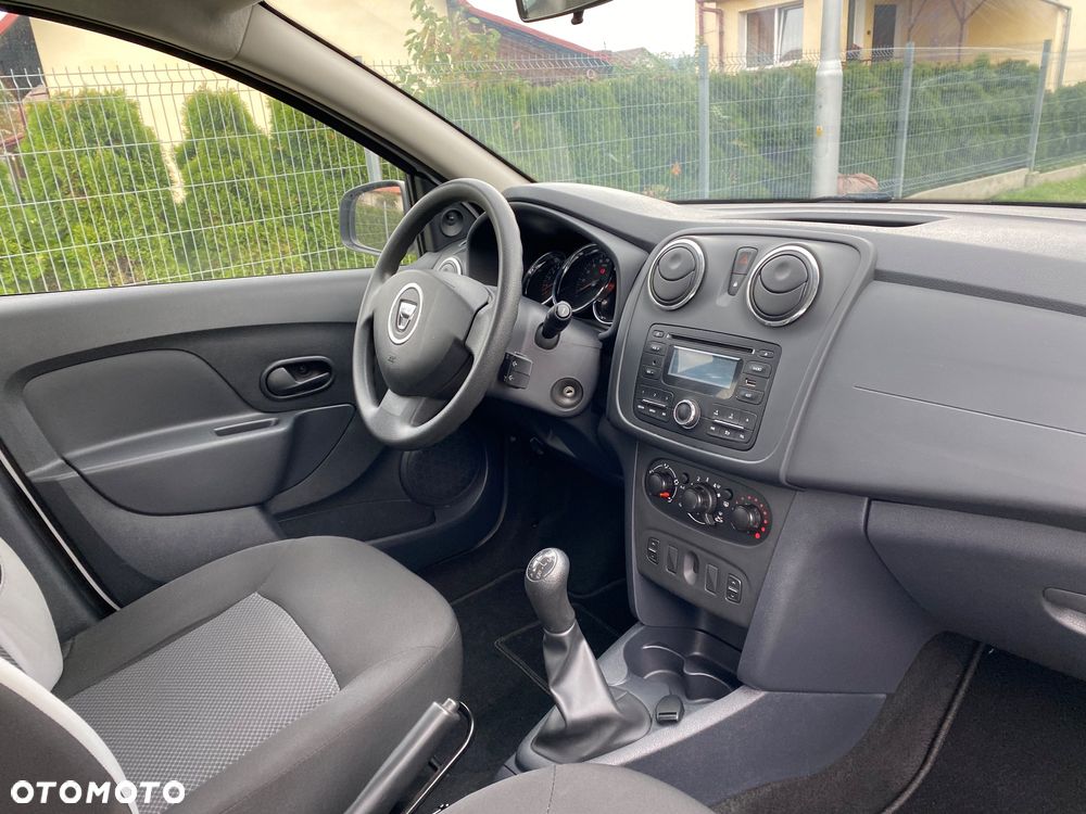 Dacia Sandero 1.2 16V 75 Essentiel - 13