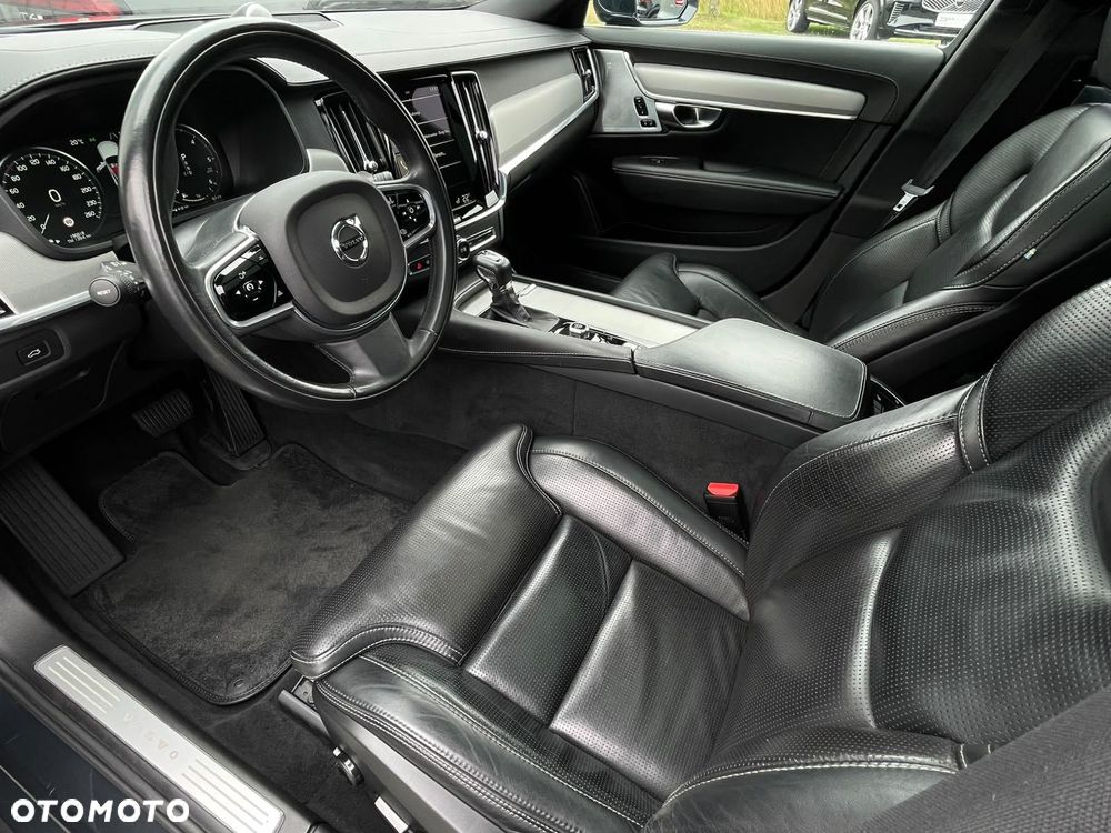 Volvo V90 D5 AWD Geartronic Inscription - 9