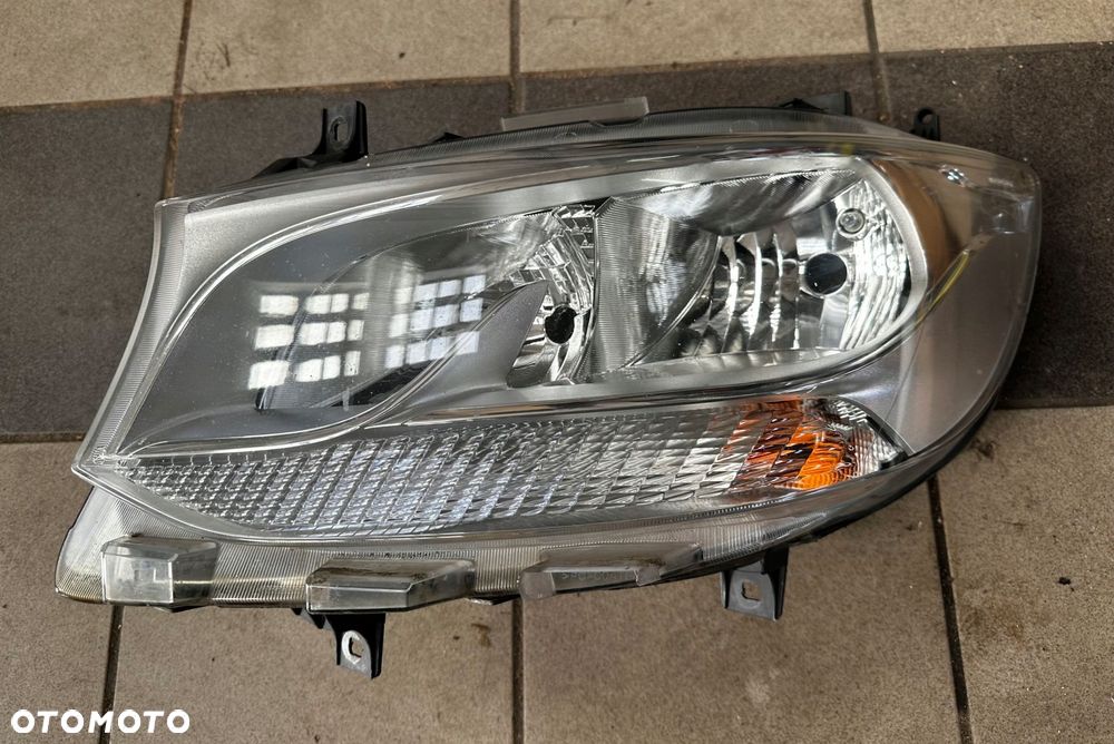 mercedes sprinter w910 w907 lampa lewy przód a9109060000 - 1