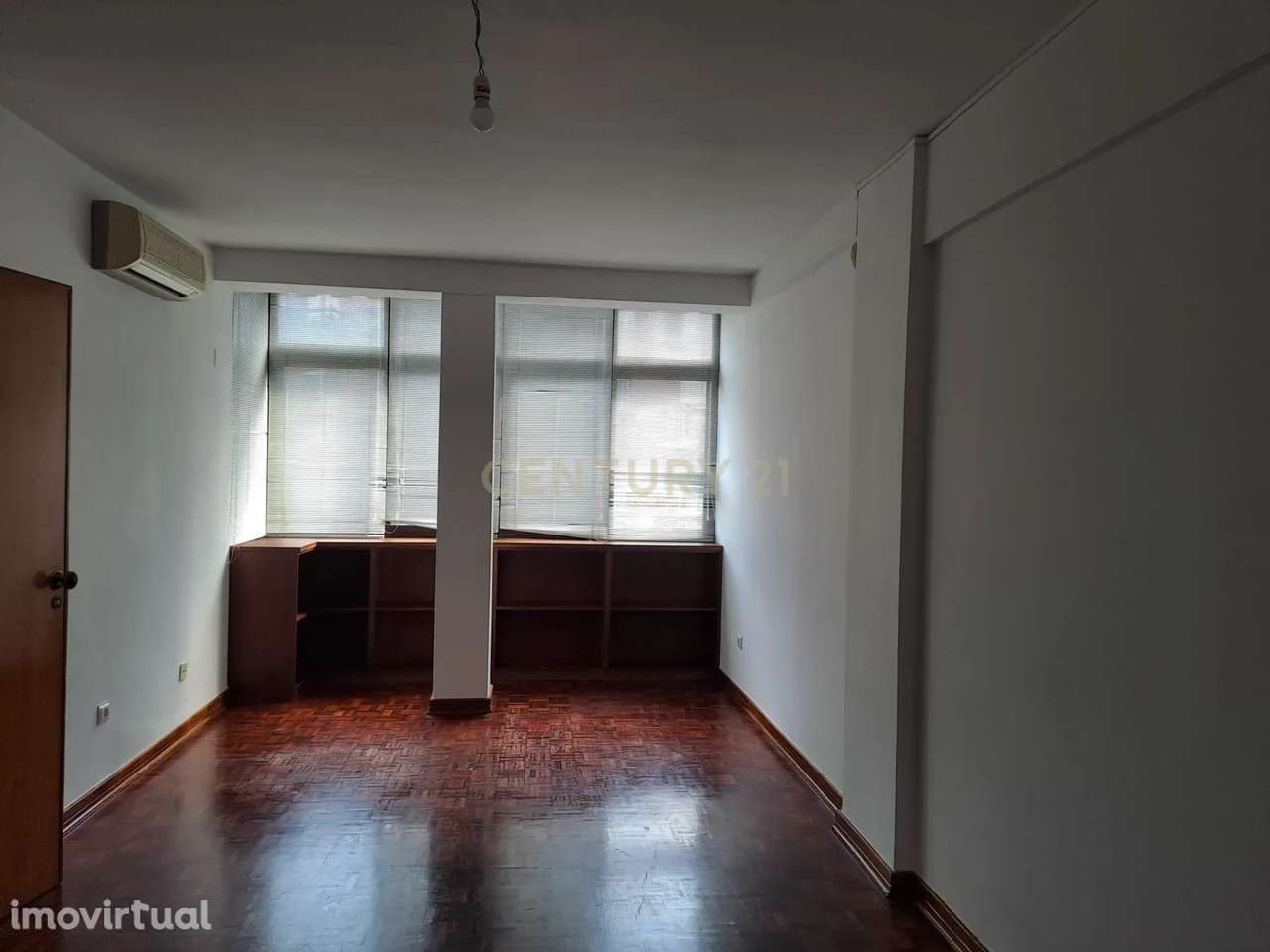 T3 Centro de Odivelas - Grande imagem: 2/27