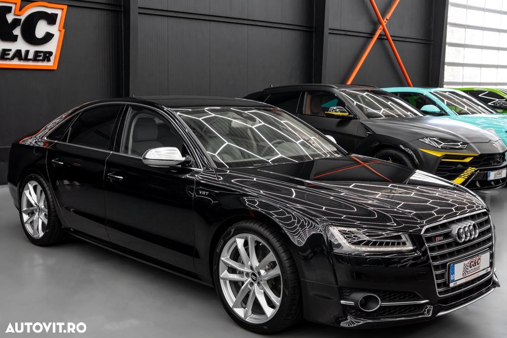Audi S8 Plus 4.0 TFSI quattro Tiptronic - 24