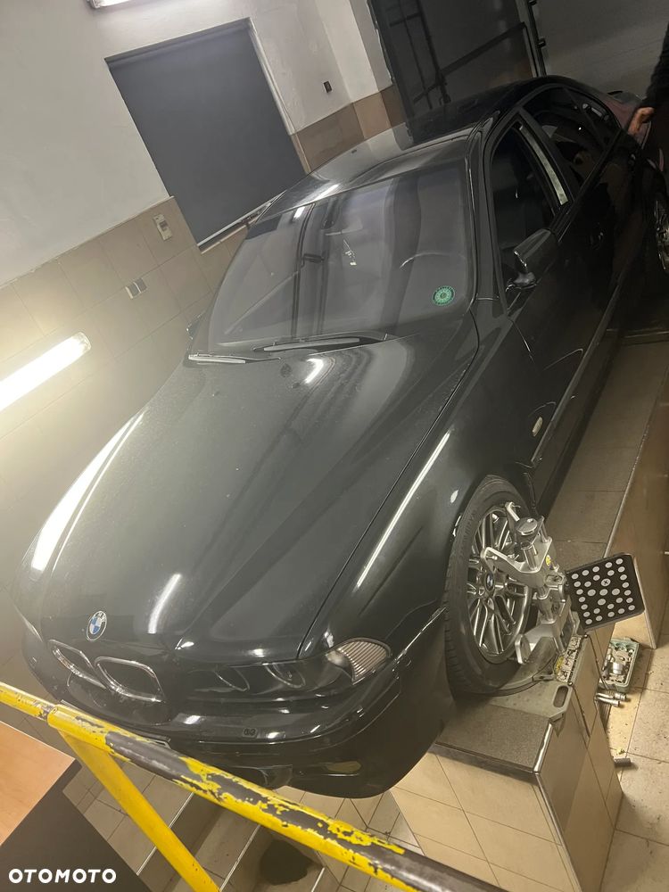 BMW Seria 5 - 10