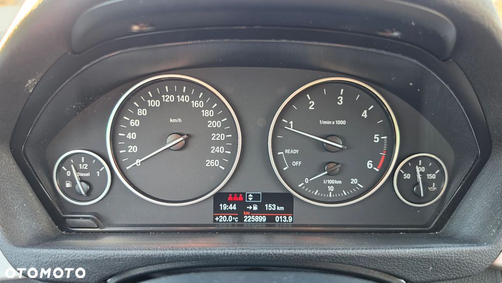 BMW Seria 3 320d - 29
