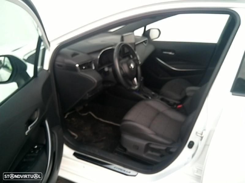Toyota Corolla Touring Sports 1.8 Hybrid Comfort Plus - 10