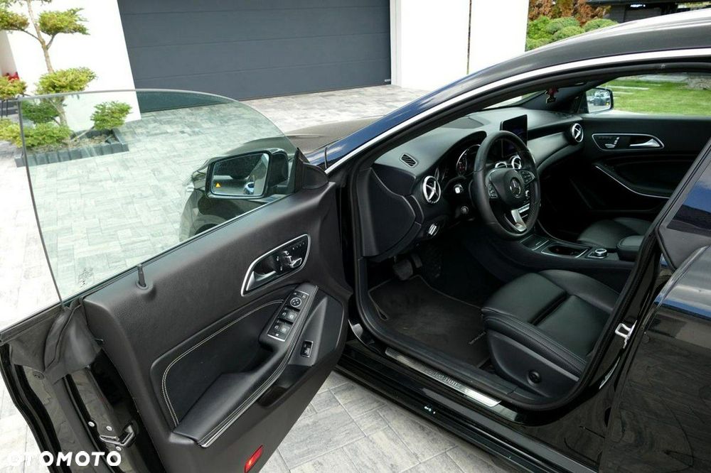 Mercedes-Benz CLA - 22