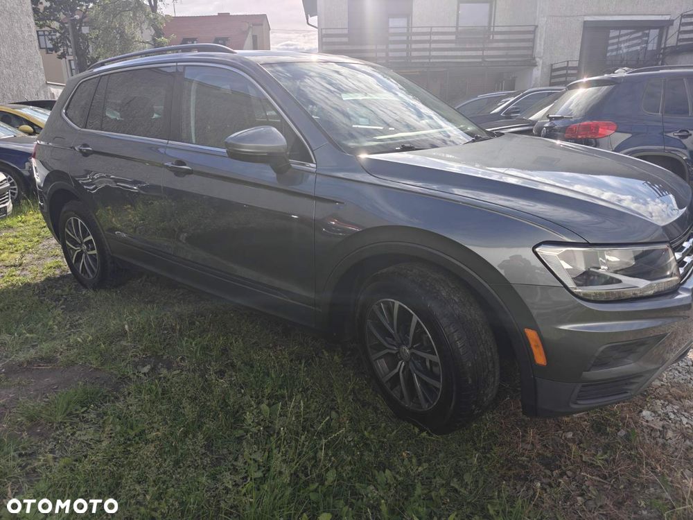 Volkswagen Tiguan - 27