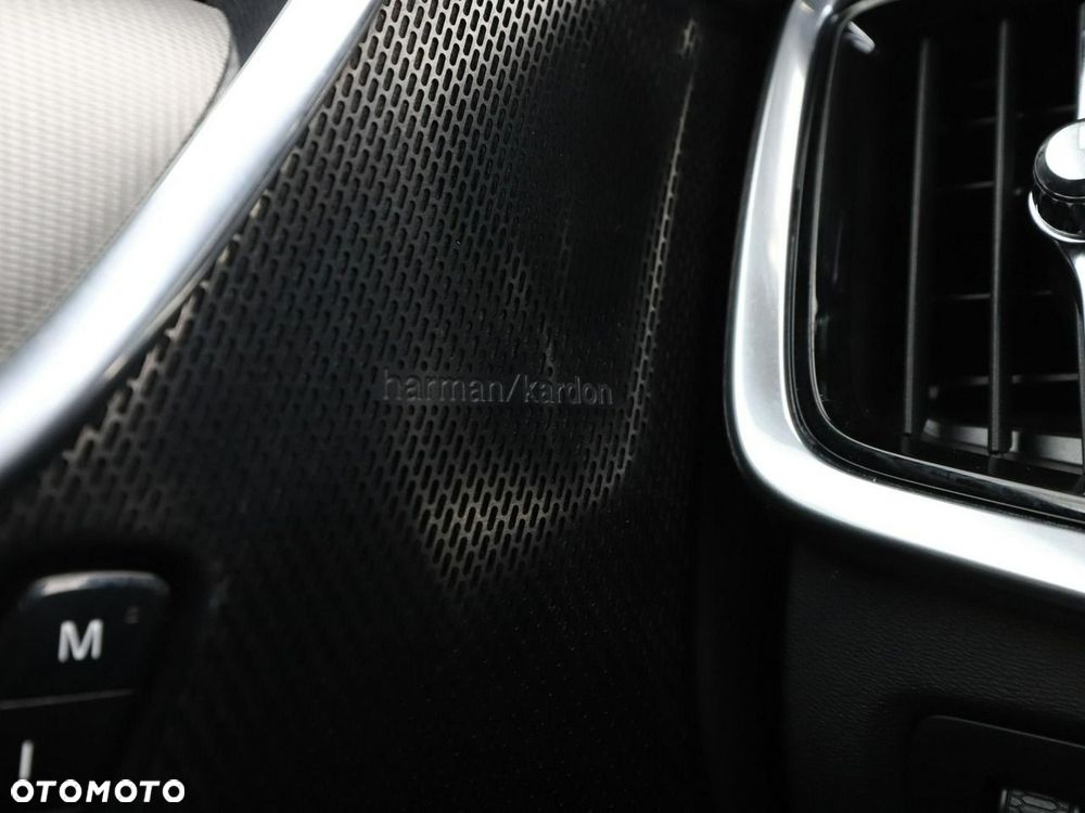 Volvo V90 Cross Country T5 AWD Pro - 37