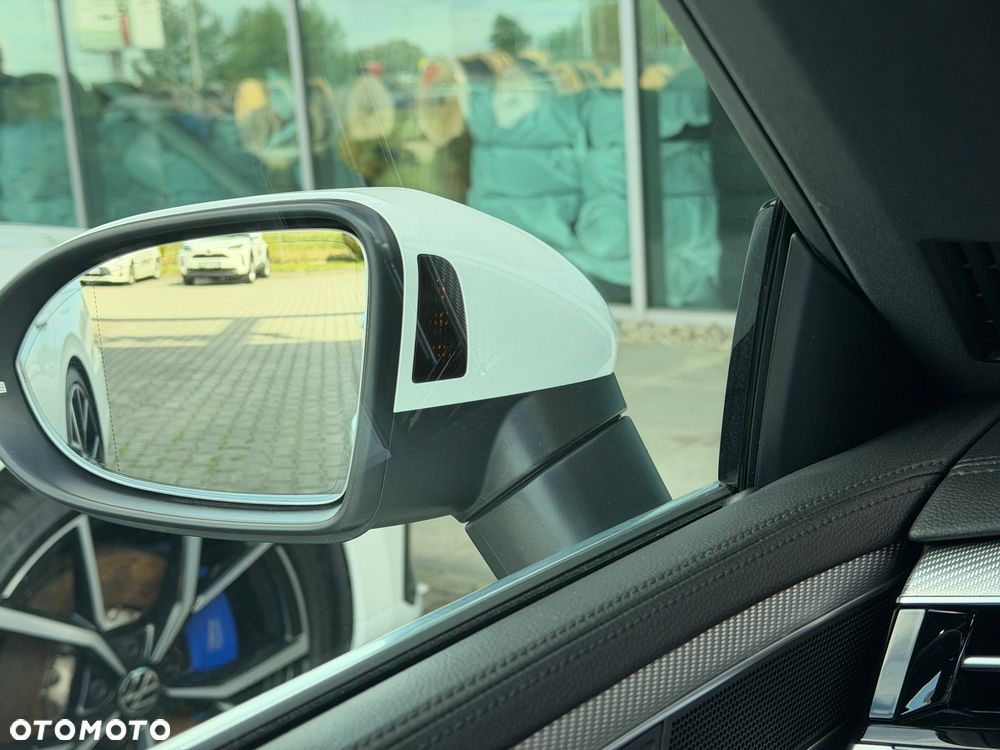 Volkswagen Arteon 2.0 TDI SCR 4Motion DSG R-Line - 28