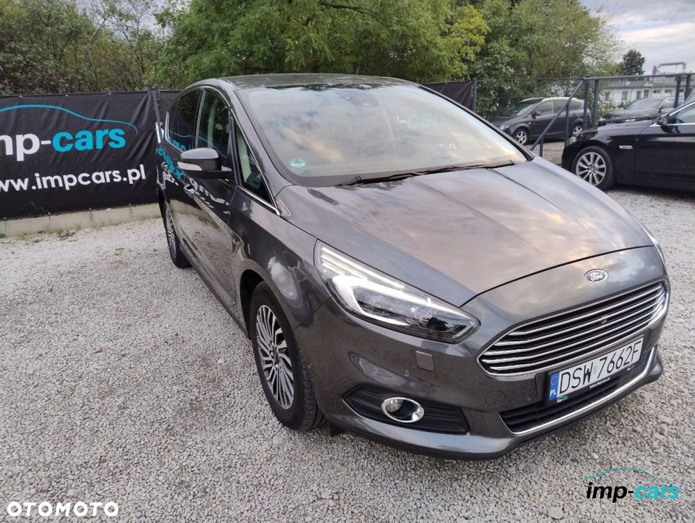 Ford S-Max - 14