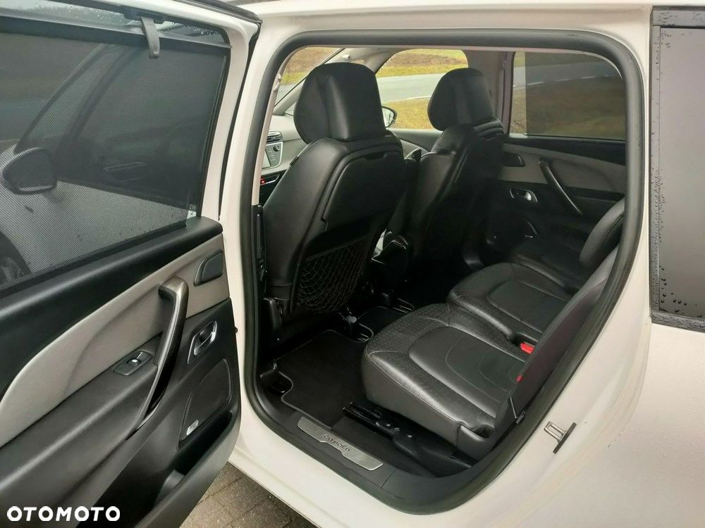 Citroën C4 Grand Picasso e-HDi 115 Exclusive - 11