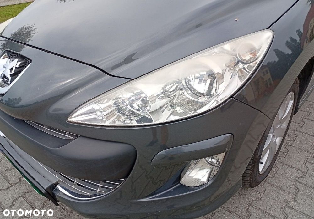 Peugeot 308 - 4