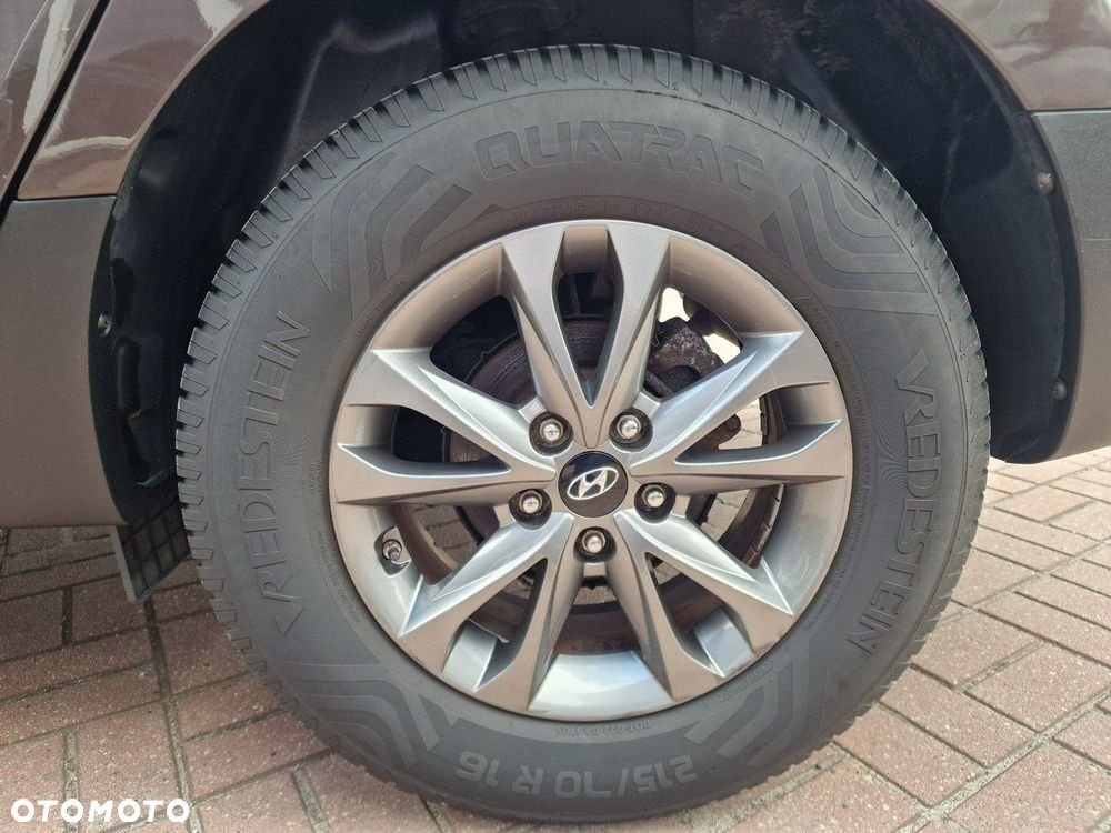 Hyundai ix35 1.6 2WD Fifa World Cup Edition - 31