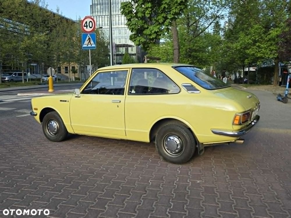 Toyota Corolla - 3