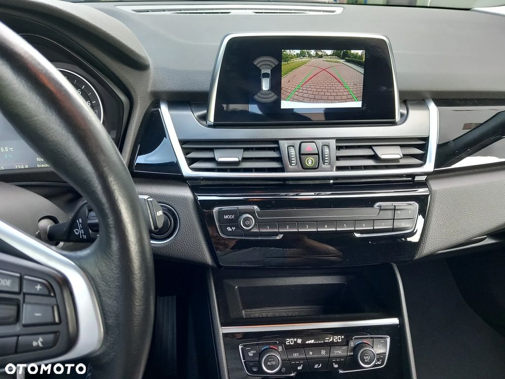 BMW Seria 2 ver-225e-xdrive-active-tourer - 8
