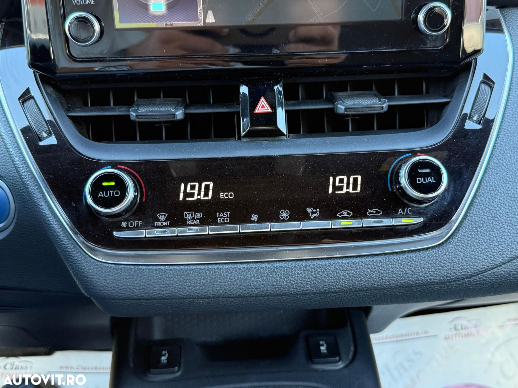Toyota Corolla - 15