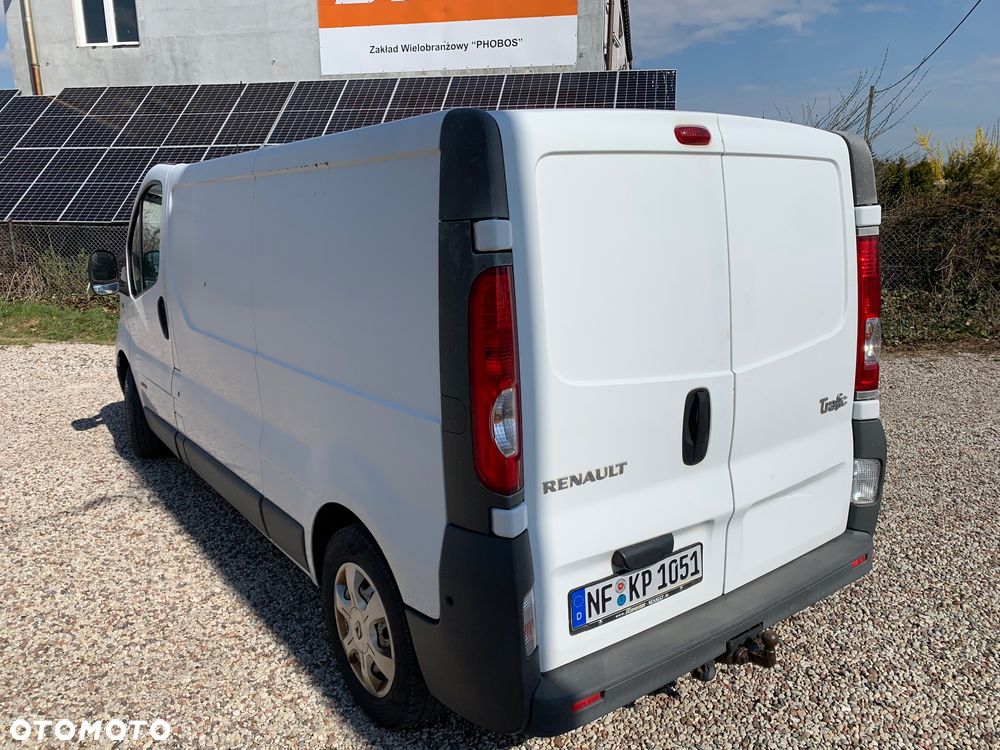 Renault Trafic - 8